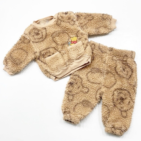 Disney Baby Winnie the Pooh baby boys matching set - Picture 1 of 4